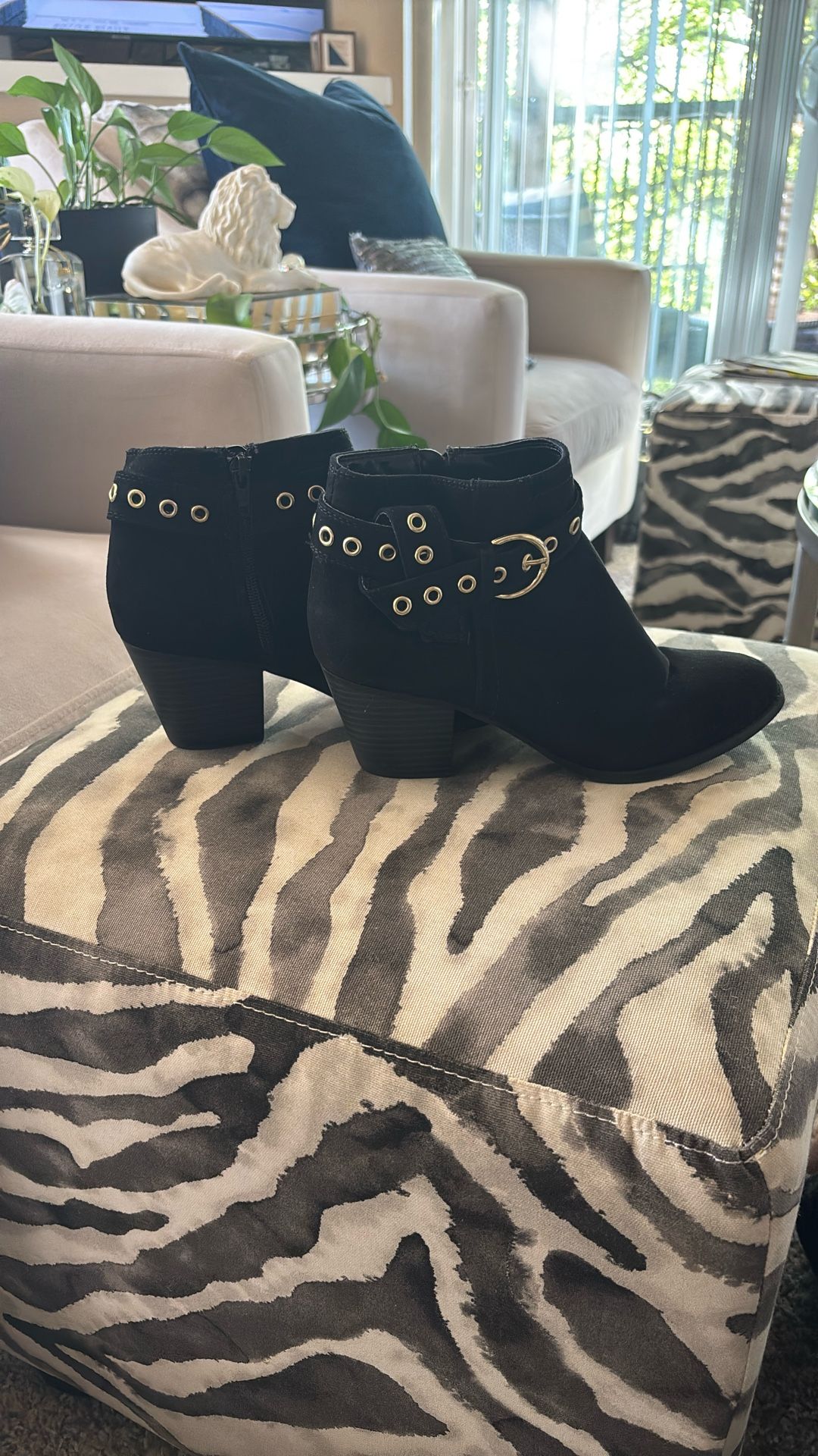 Women’s Black Bootie Heels