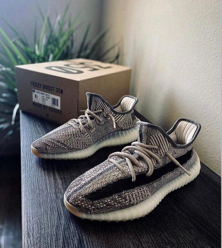 Yeezy 350 Zyon Size