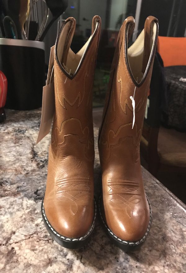 Cody James Girls Boots From Boot Barn For Sale In Anaheim Ca