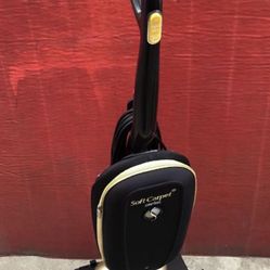 Almost New Soniclean Soft Carpet Upright Bagged Vacuum Cleaner Upright Tested Works Perfectly when you come ill fully test it for you Retail $399 Mine