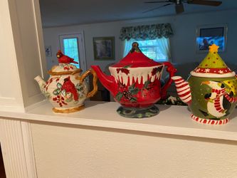 Christmas teapots