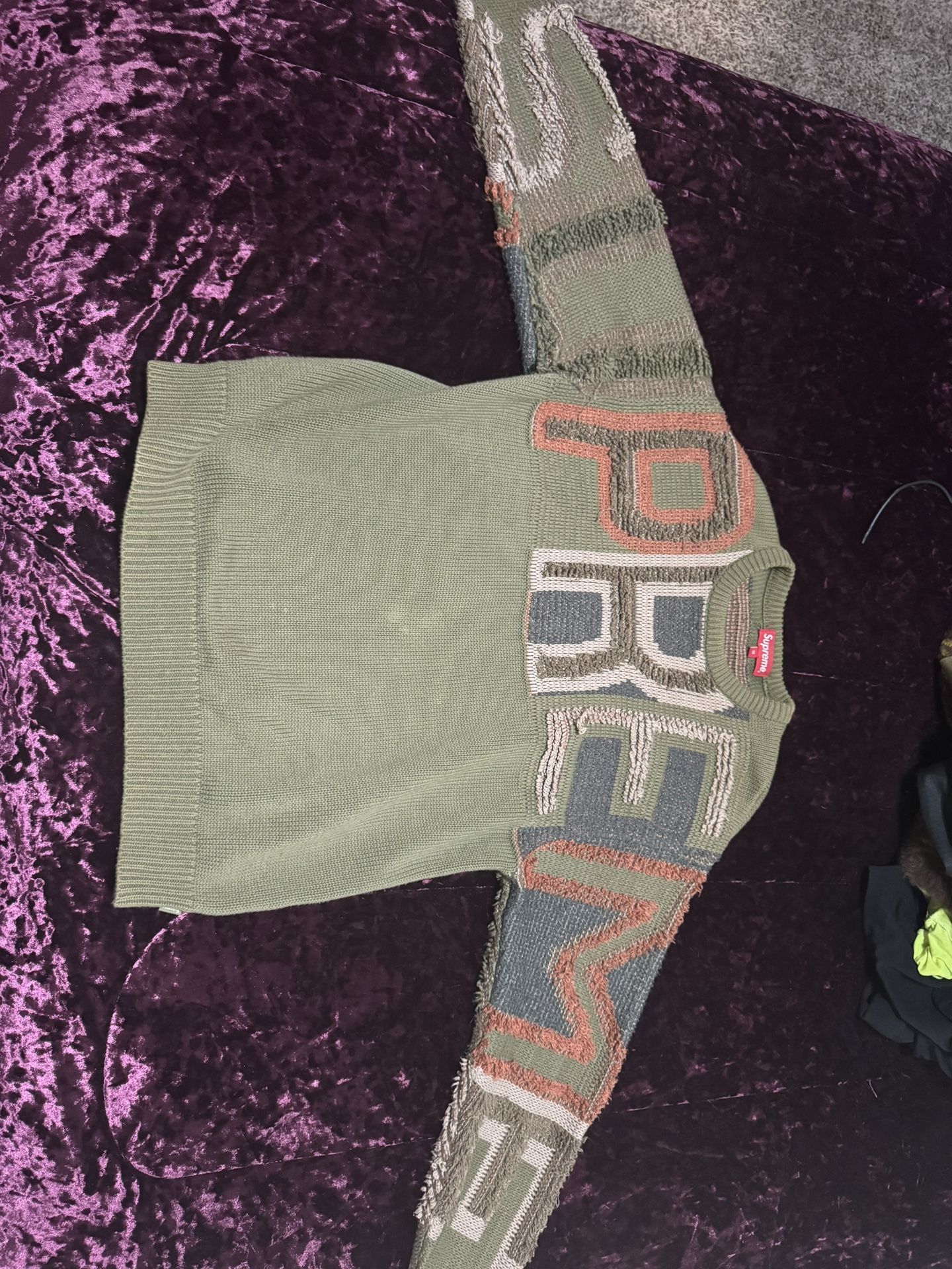 Supreme Sweater