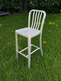 8 Aluminum Bar Stools – Indoor/Outdoor – Sold in Pairs