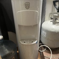 Water Dispenser