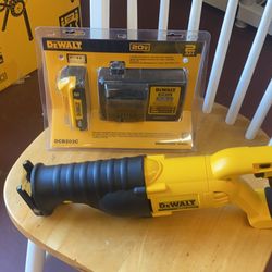 DEWALT 20-Volt MAX Cordless Reciprocating Saw W/ Battery and Charger