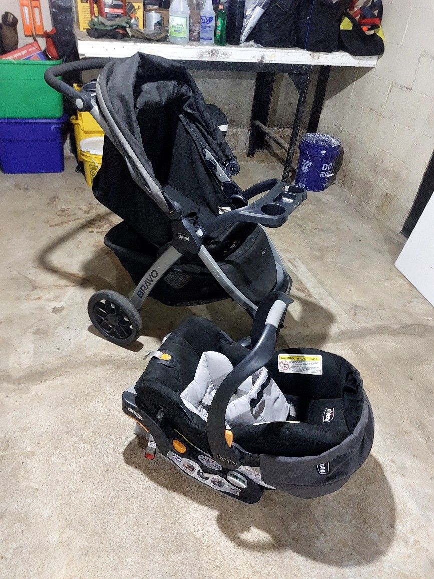 Chicco Bravo Travel System: Keyfit 30 (3-piece)