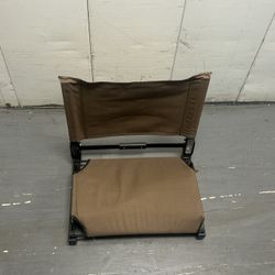 Foldable And Able To Hang Chair