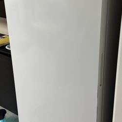 Freezer – Excellent Condition