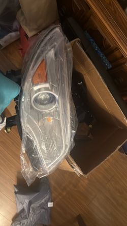 2013-2017 Buick enclave  head Ligths.
