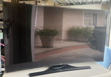 Samsung 55” Curved Smart LED TV