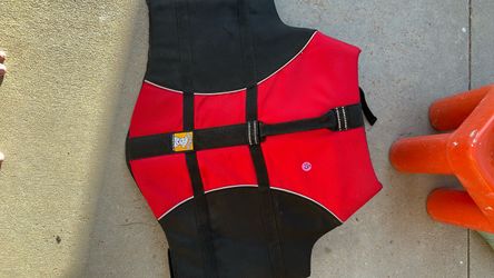Dog life jacket