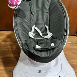 4Moms MamaRoo Multi-motion Swing