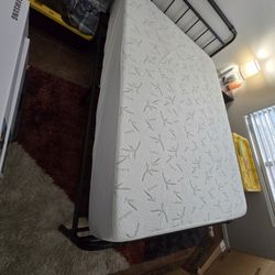 Queen Mattress & Bedframe