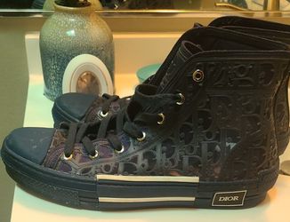 RARE MENS LIMITED EDITION B33'S