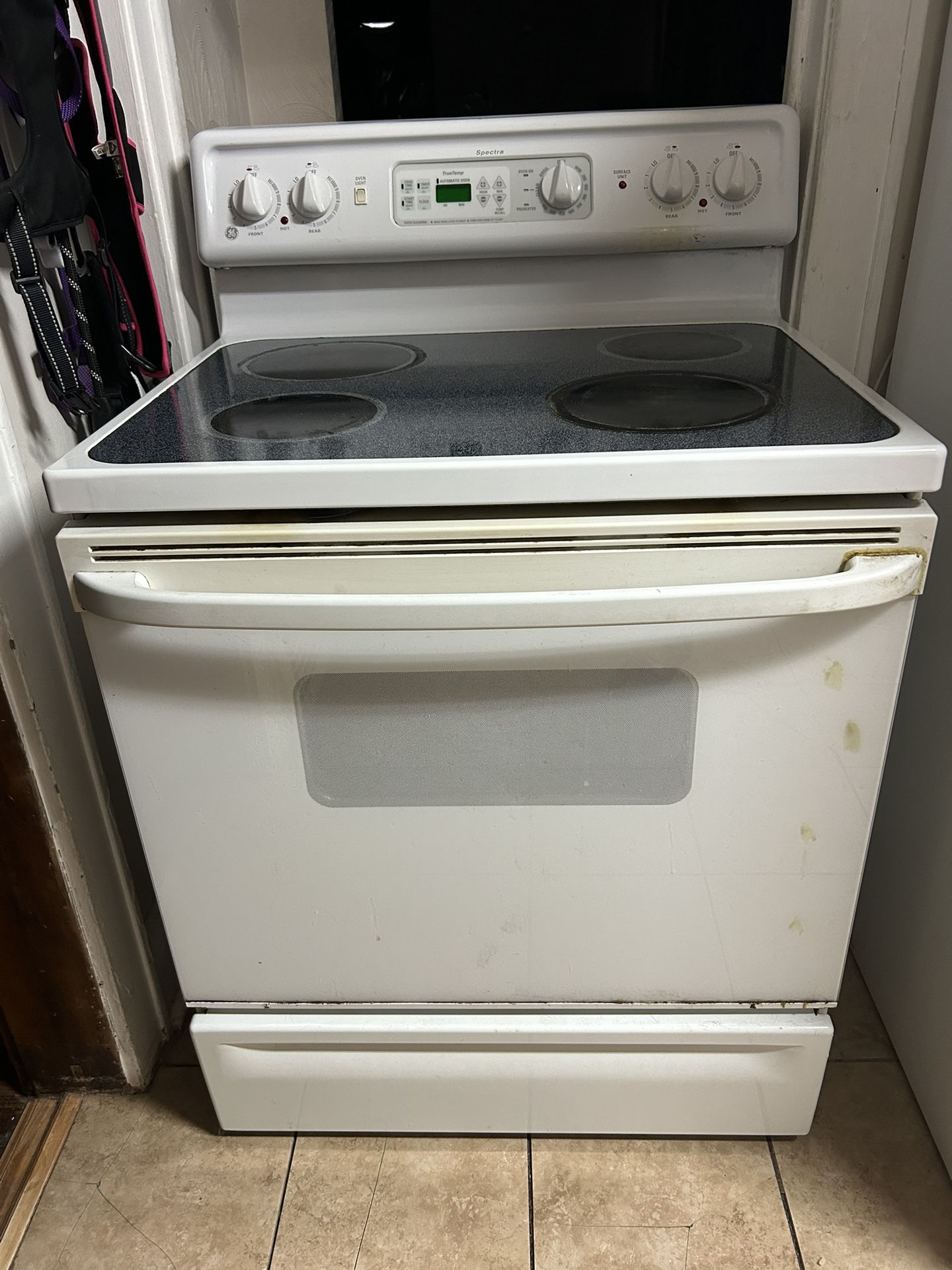 GE Spectra Oven / Stove 30”W 46”H 24”D