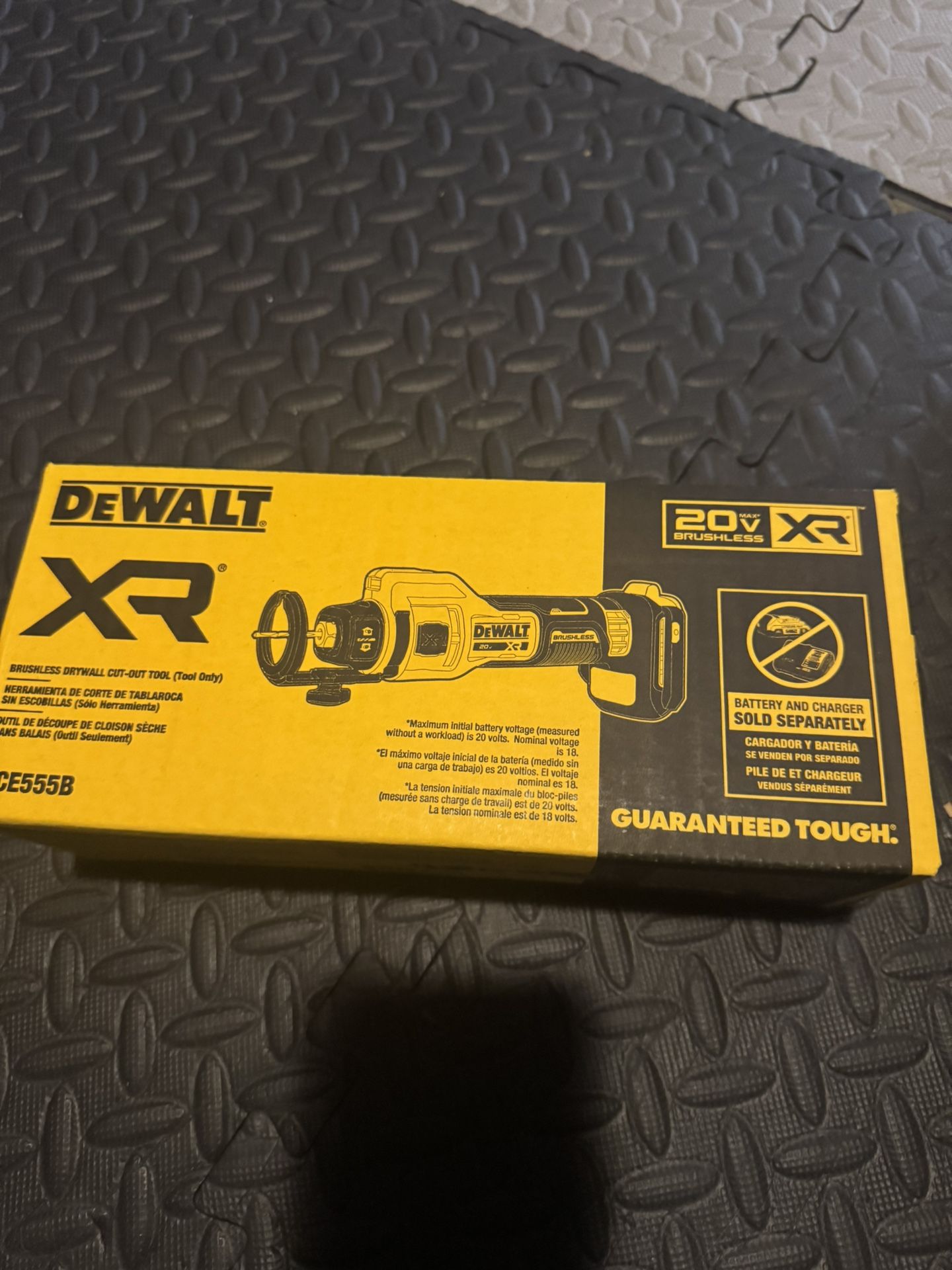 XR 20V Lithium-Ion Cordless Rotary Drywall Cut-Out Tool (Tool Only)