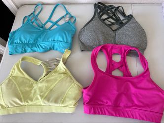 Women’s sports bras small
