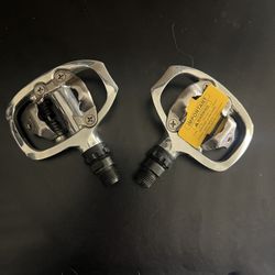 SHIMANO CLIPLESS PEDALS PD-A520