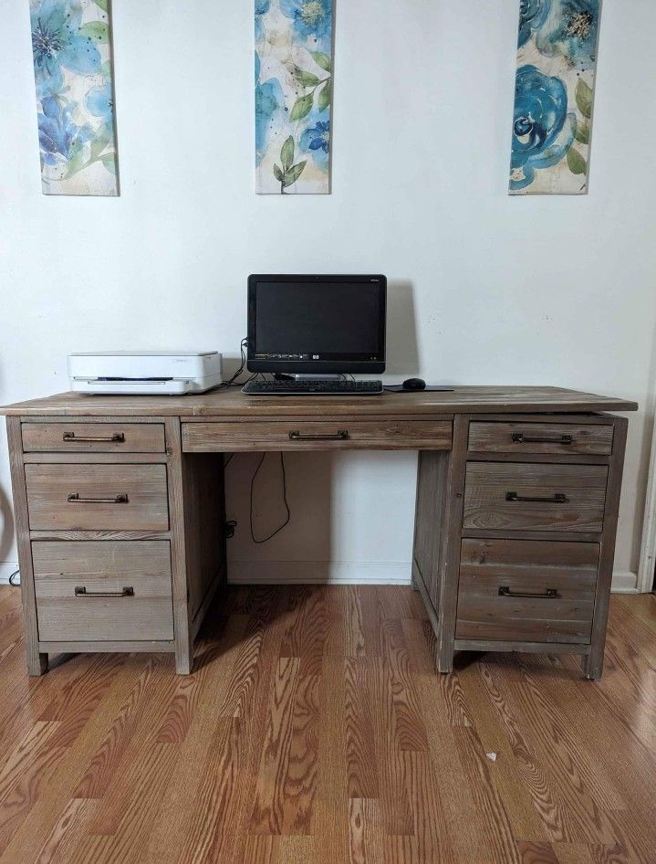 Computer Desk