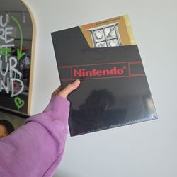 The Legend of Zelda Encyclopedia Deluxe Edition
NEW