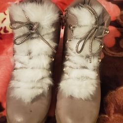 Boots Size 5