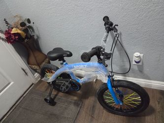 Naipo Sports Bike Kids 14 new Ready to ride good condition