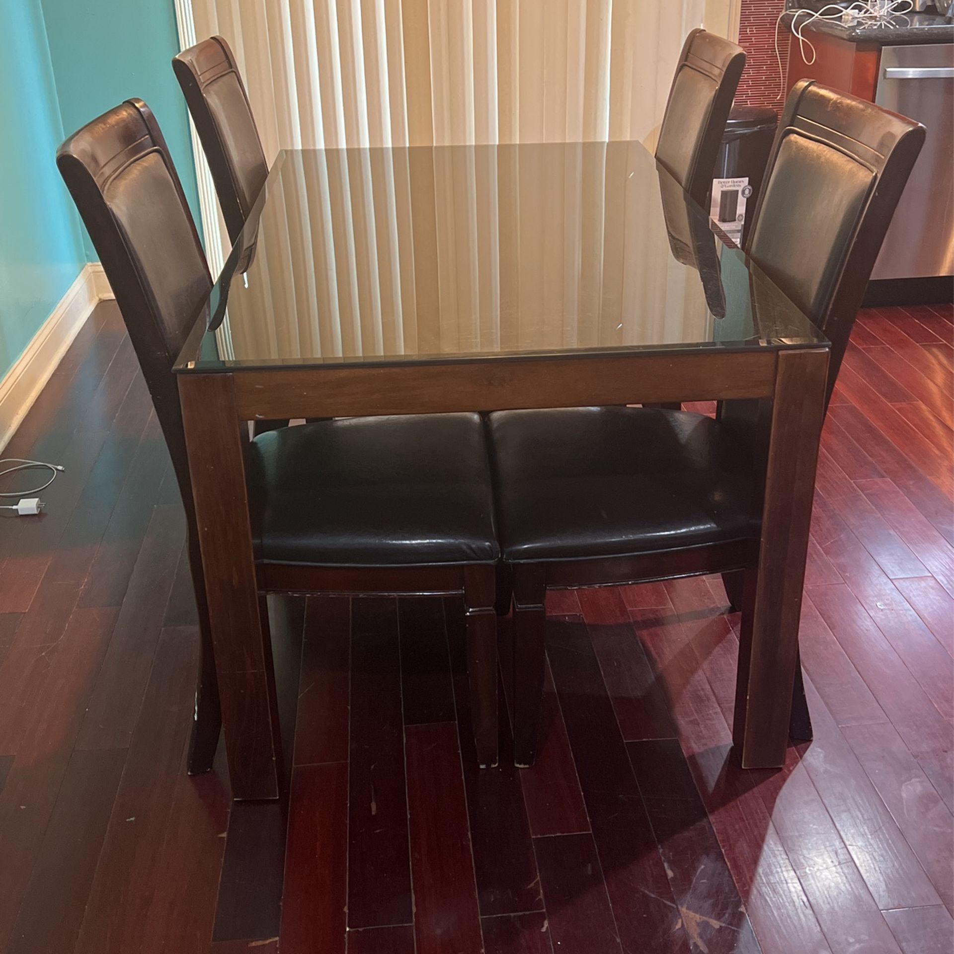 Glass Wooden Table (4 Chairs)