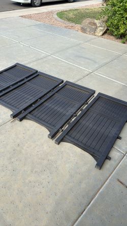 Suncast privacy panels each measuring 44 inches high by 21 inches long altogether they measure 88 inches long