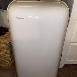 Toshiba 8,000 BTU Portable Air Conditioner 