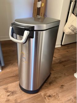SimpleHuman Dog Food Container XL