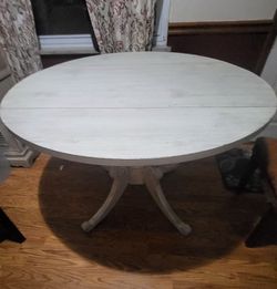 Farmhouse Style/Pedestal/ Dining Table, With Folding Sides