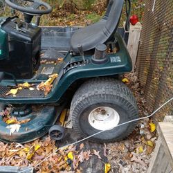 Nice Tractor Needs Carburetor,Runs And Rides Great With A Good Carburetor Or Tune Up, Reasonable Offer Takes It 