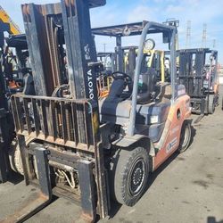 8k Whse Diesel Warehouse Forklift 