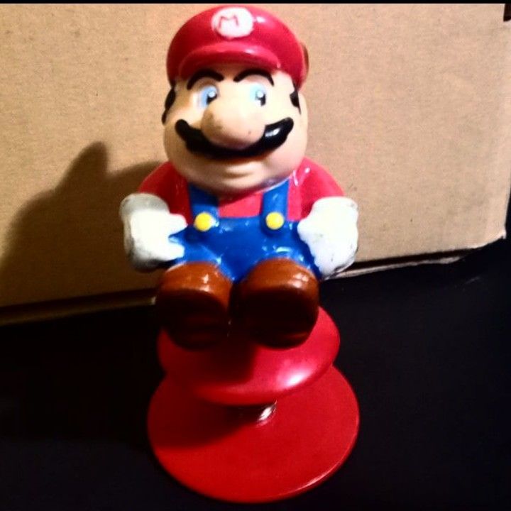 Vintage Mario spring pop-up