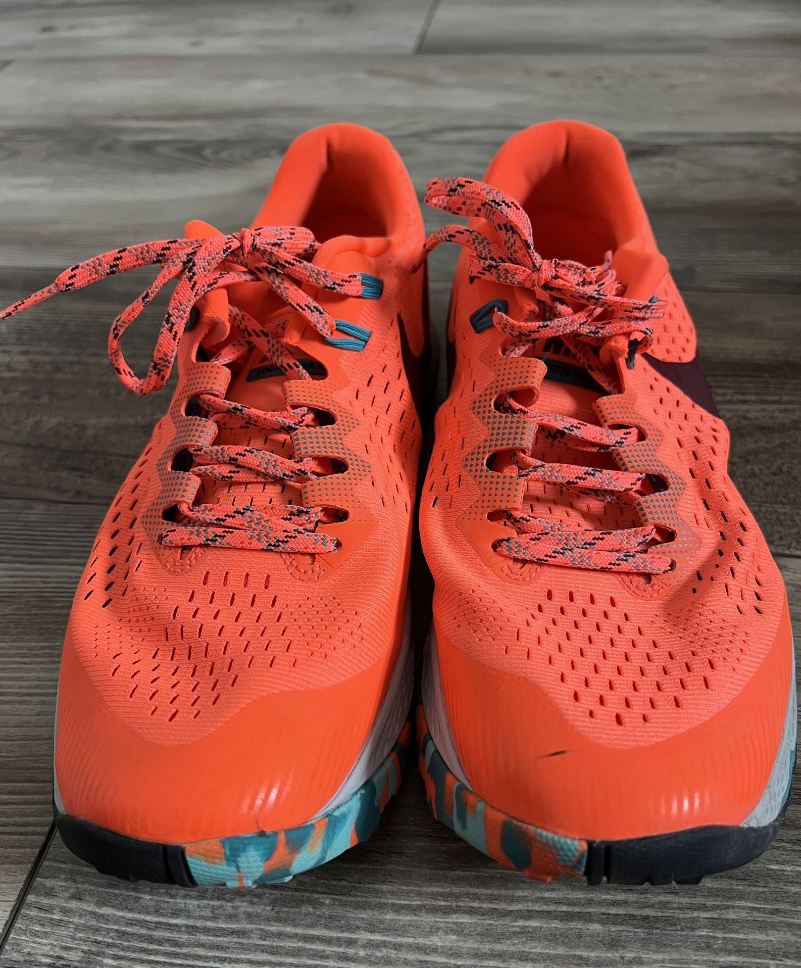 New Men’s Nike Trail Running Shoes-size 10