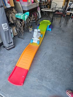 Little Tikes kids play coaster
