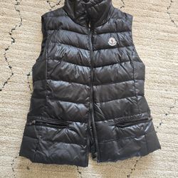 Womens Vest Like New 