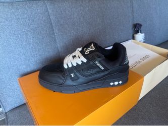 Louis Vuitton black Trail Sneakers size 8.5