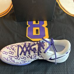 Nike Kobe 8 Protro Court Purple Size 12 .