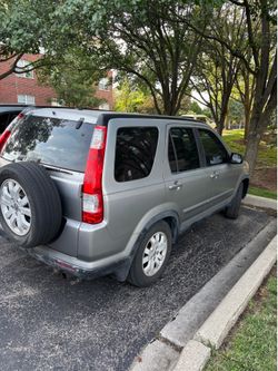 2006 Honda CR-V 4WD – Leather, Heated Seats, Runs Great!