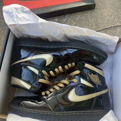 Jordan 1 High OG Black Metallic Gold