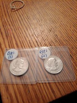 Very beautiful two Susan B Anthony 1980 dollar coins