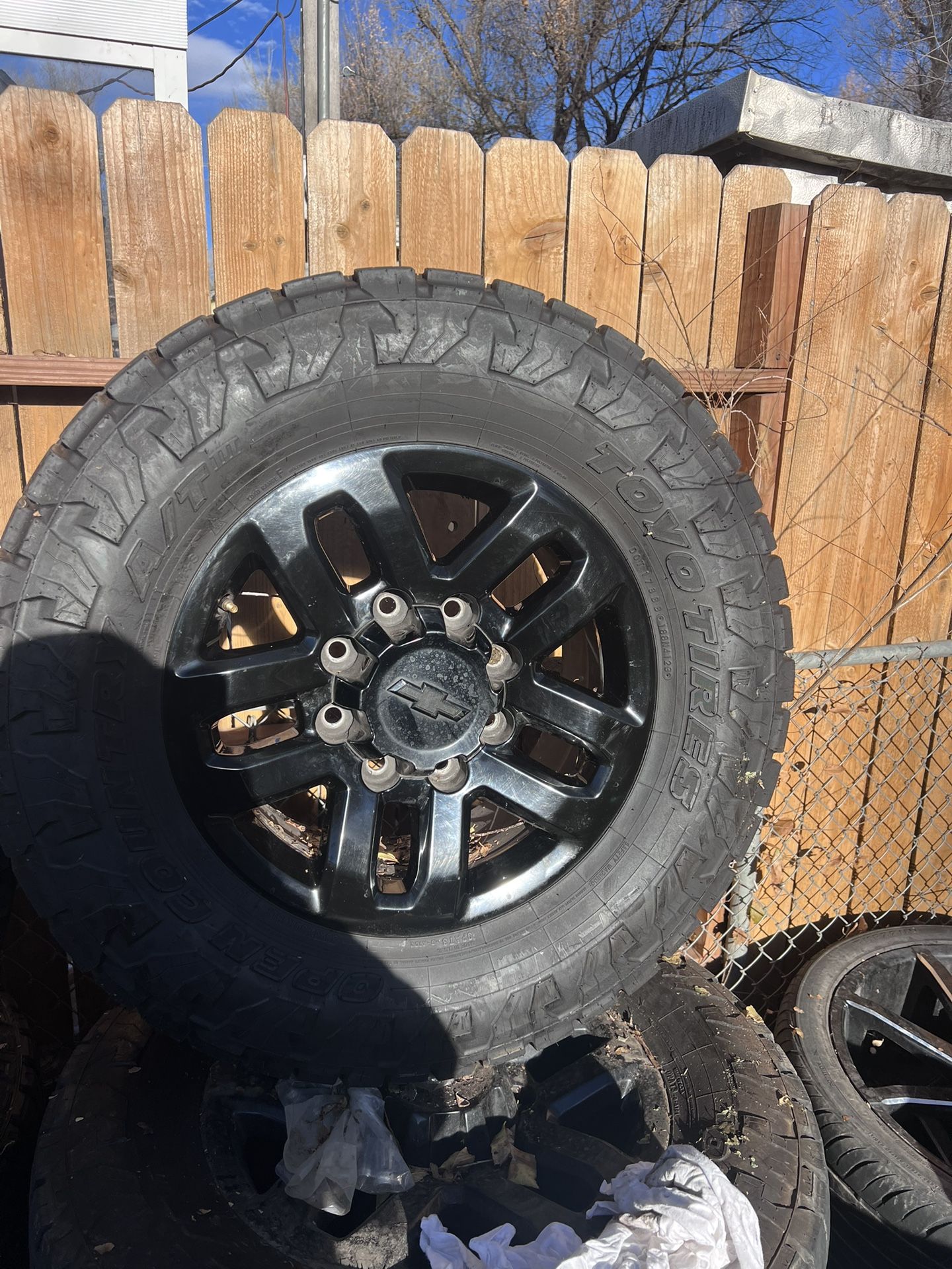 Toyo Tires 33x12.50R18LT