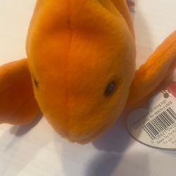 RARE BEANIE BABY GOLDIE THE GOLDFISH THIS GOLDIE IS NOT ONLY RETIRED, IT HAS
