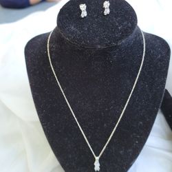 New  925 Italy Sterling Silver Earrings/ Necklace 45cm