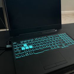 Gaming Laptop (BROKEN SCREEN)