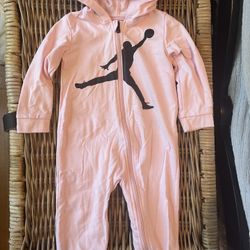 Jordan Toddler Girl 24M Full Zip One Piece TrackSuit with Hood