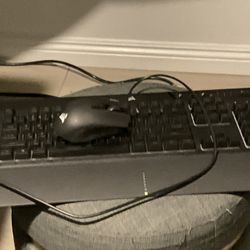Corsair K60 Keyboard And Harpoon Wireless RGB Mouse 