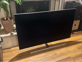 Samsung 55” QLED 4K Smart TV (Q7F) with One Connect Box