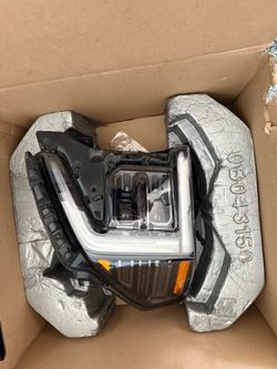 2022 Sierra AT4 driver side headlight
